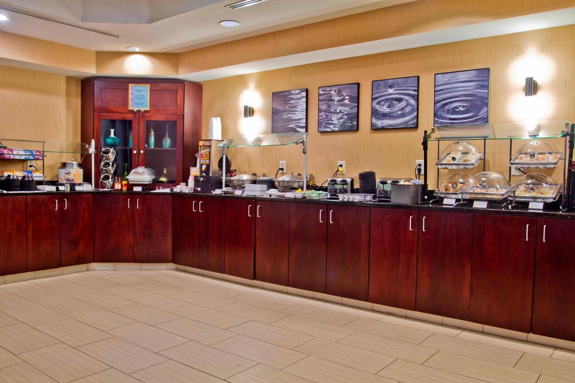 Springhill Suites By Marriott Charlotte Airport Экстерьер фото